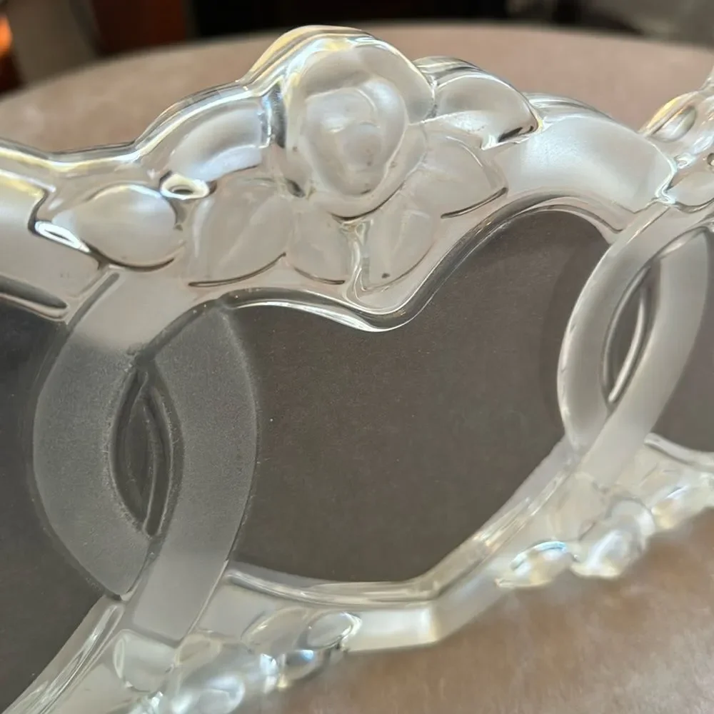 VTG Y2K Mikasa *Rosemont* COQUETTE Triple Hearts Crystal Boudoir Picture Frame